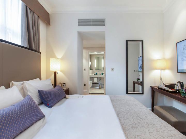 St. James' Court, A Taj Hotel | London | 13