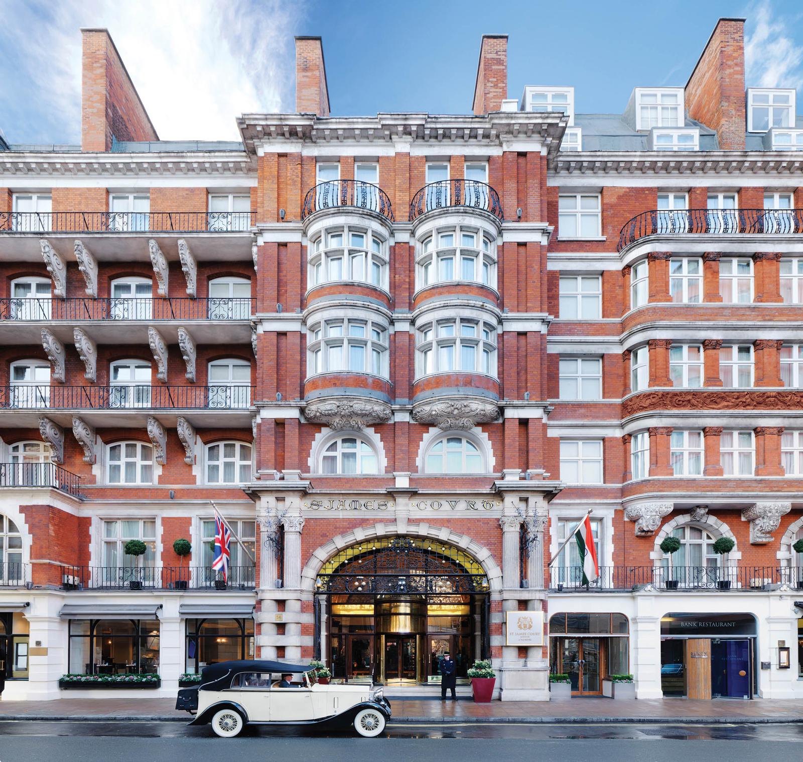 St James's Court, A Taj Hotel